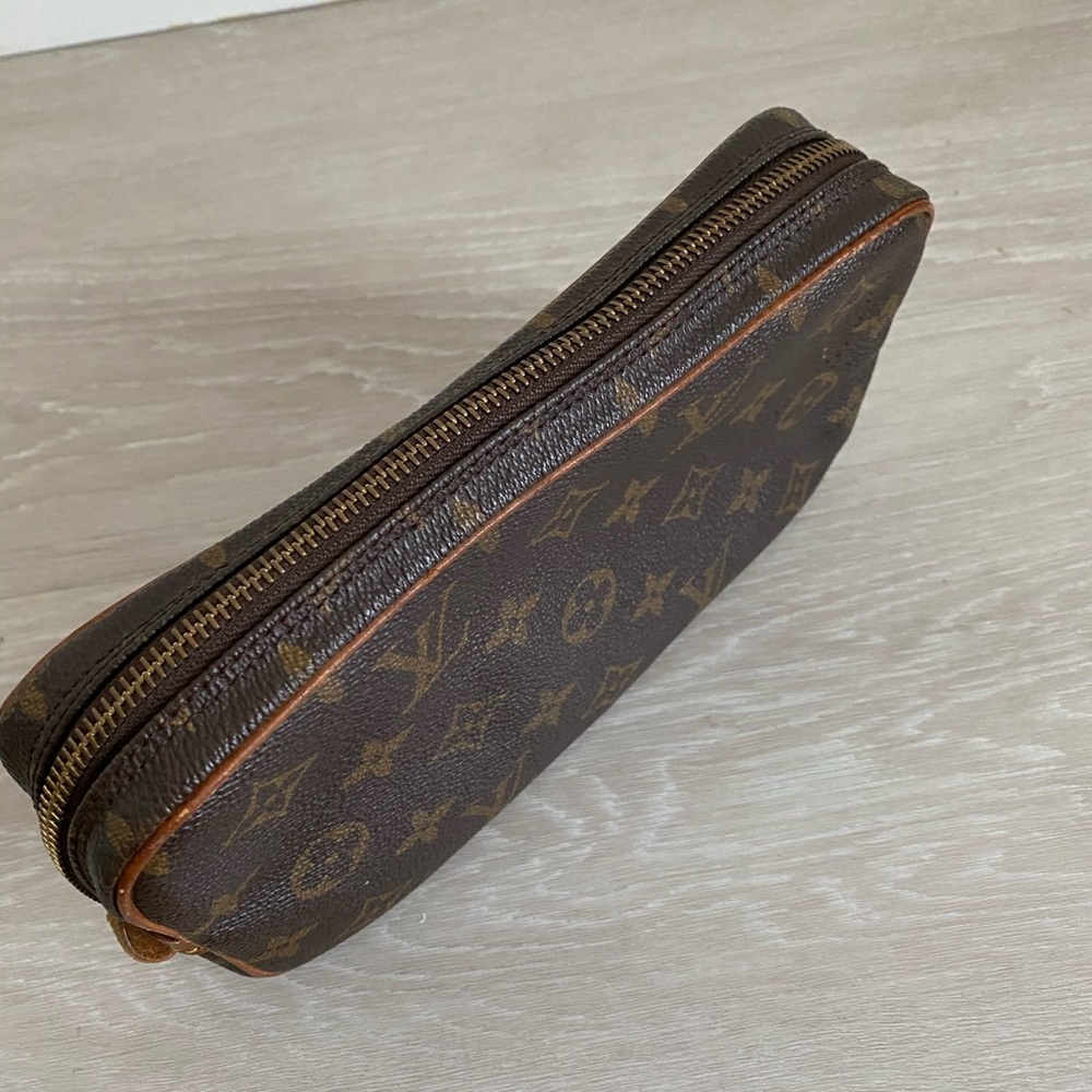 Louis Vuitton Vintage Pouch